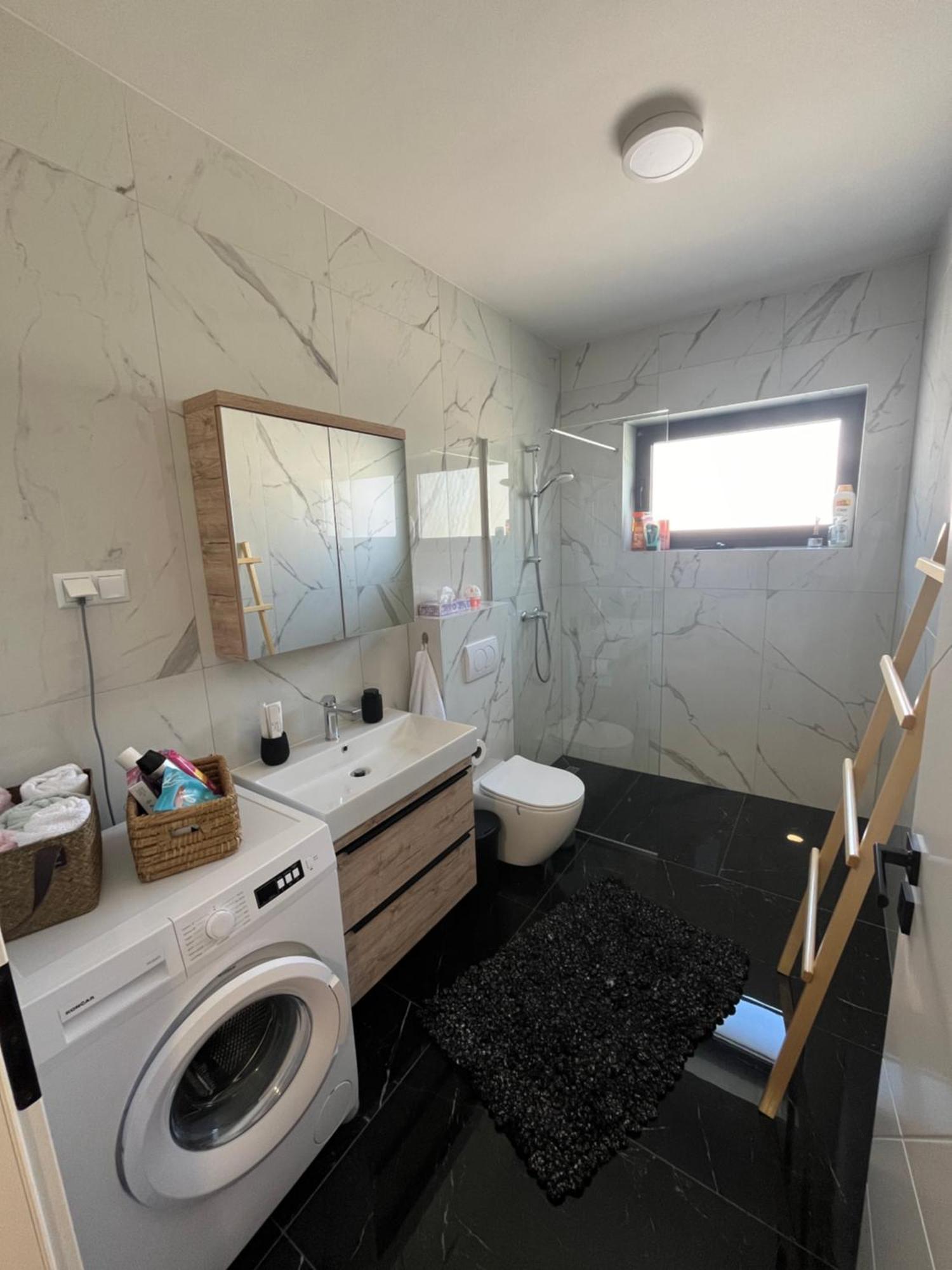 Apartman Sandra Nova Gradiska Esterno foto